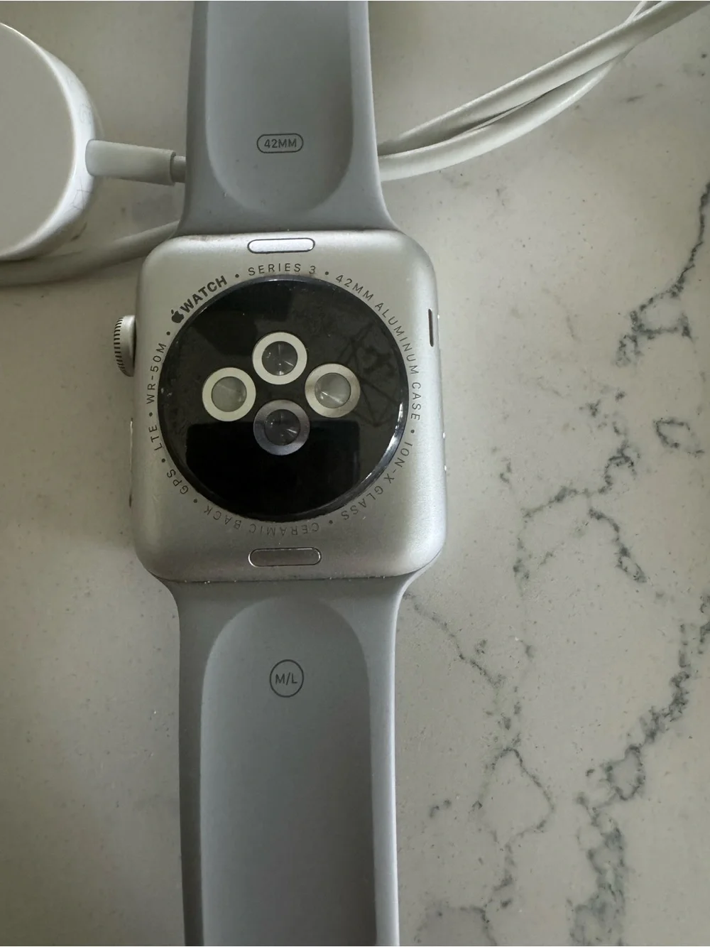 Apple Watch Series 3 42mm Silver Aluminium Case Fog Sport Band (GPS)